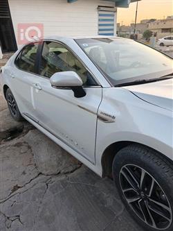 تۆیۆتا کامری